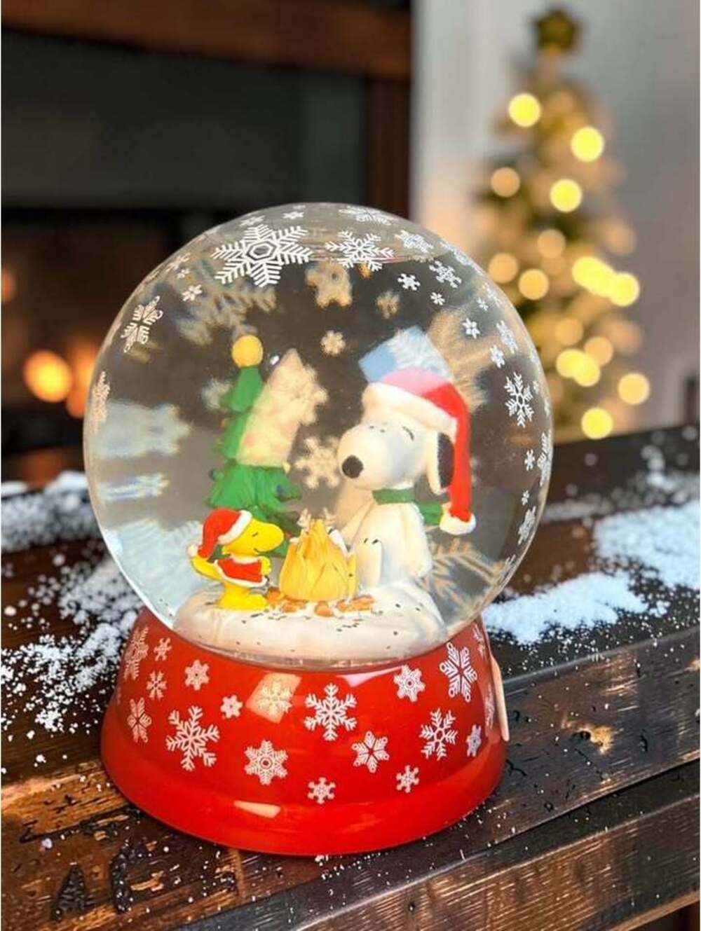 Peanuts Snoopy & Woodstock Campfire LED Lighted Swirl Water Globe TESTED-WORKS